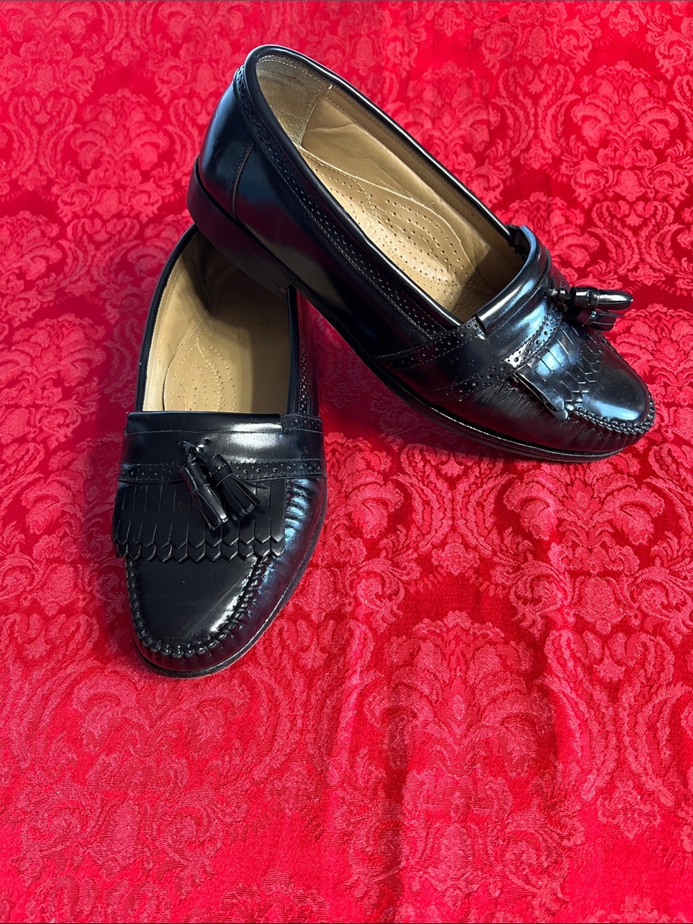 G.H. Bass Weejuns Frazer Tassel Loafers Men's 10.5E Black Leather Kiltie Fringe